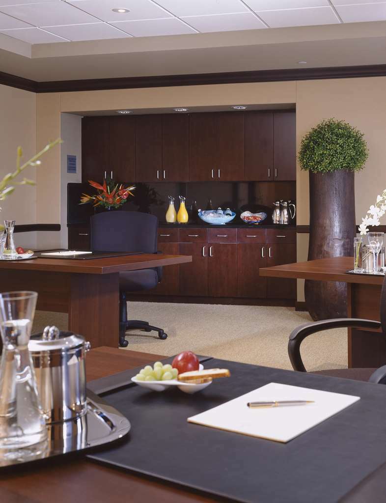 Hotel Huntley 4*